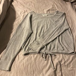 Light grey cropped Pink Rose long sleeve